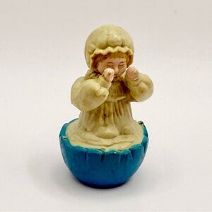 Vintage Wizard of Oz Munchkin Crying Baby PVC Figure Turner Entertainment 1988